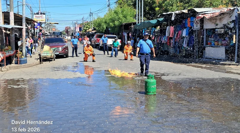 bomberos unidos, simulacro, incendio, mercado municipal, ciudad sandino, managua, glp, prevención, prevención y seguridad, nicaragua