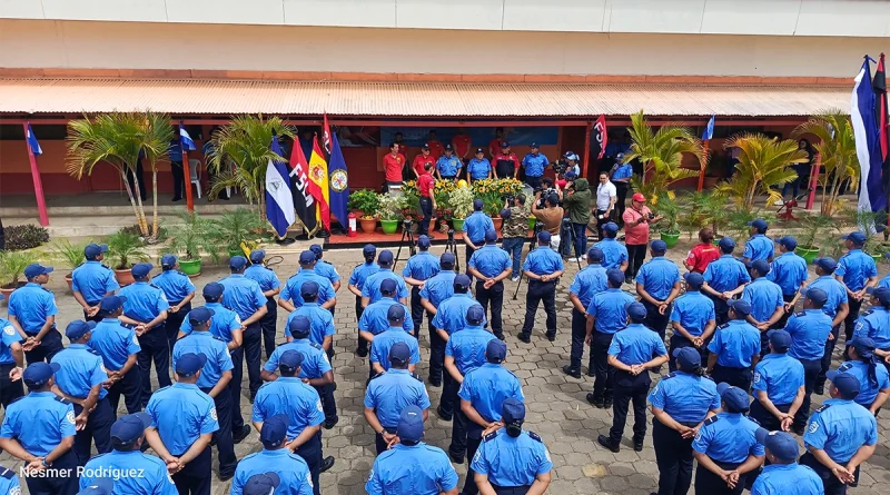 bomberos unidos de nicaragua, capacitación bomberil, respuesta a emergencias, incendios forestales, rescate canino, accidentes de tránsito, formación de bomberos, seguridad y prevención, instructores internacionales bomberos, protección de las familias nicaragüenses, managua, nicaragua