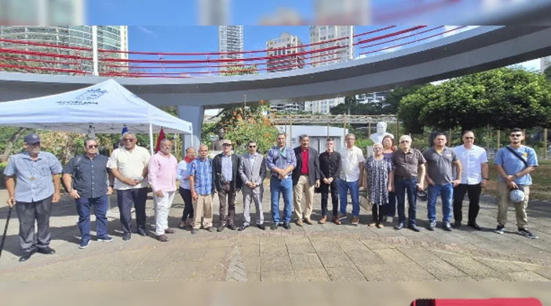 nicaragua, panama, ofrenda floral, ruben Dario