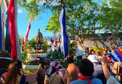 general sandino, monumento general sandino, centro cívico del mined, juventud sandinista 19 de julio, mined en managua, fes, alexa reyes, plaza sandino, soberanía nicaragüense, 92 aniversario del paso a la inmortalidad, nicaragua