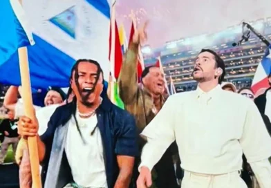 nicaragua, bad bunny, bandera de nicaragua, super bowl,