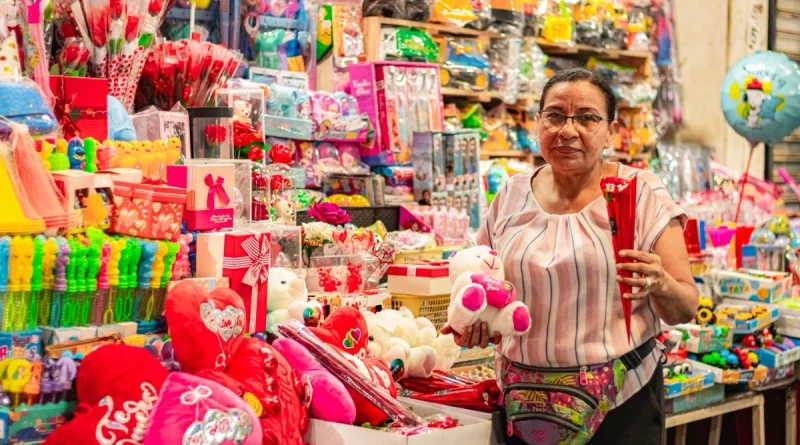 mercado huembes, día del amor, regalos nicaragua, artesanías, revista en vivo, managua, comercio local, promociones, amor y amistad, cultura nicaragüense, nicaragua, 10 de febrero de 2026