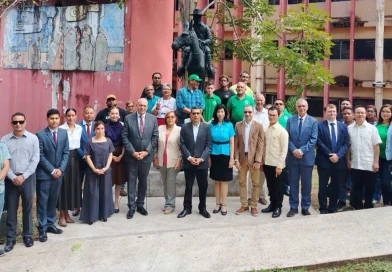 general sandino, homenaje, embajada de nicaragua en panamá, ofrenda floral, universidad de panamá, héroe de nicaragua, soberanía, sandinismo, relaciones bilaterales, 92 aniversario del paso a la inmortalidad
