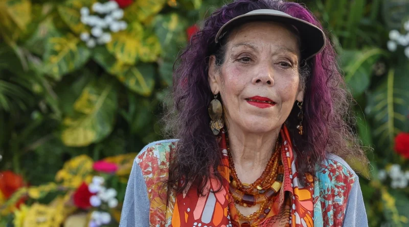 Nicaragua, Rosario Murillo, acto de entrega, buses, autobuses