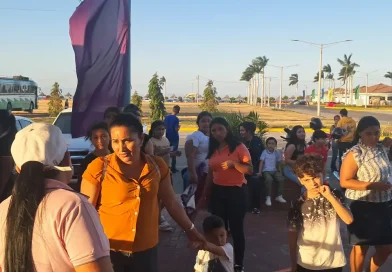 puerto salvador allende, managua, turismo, nicaragua, familia,