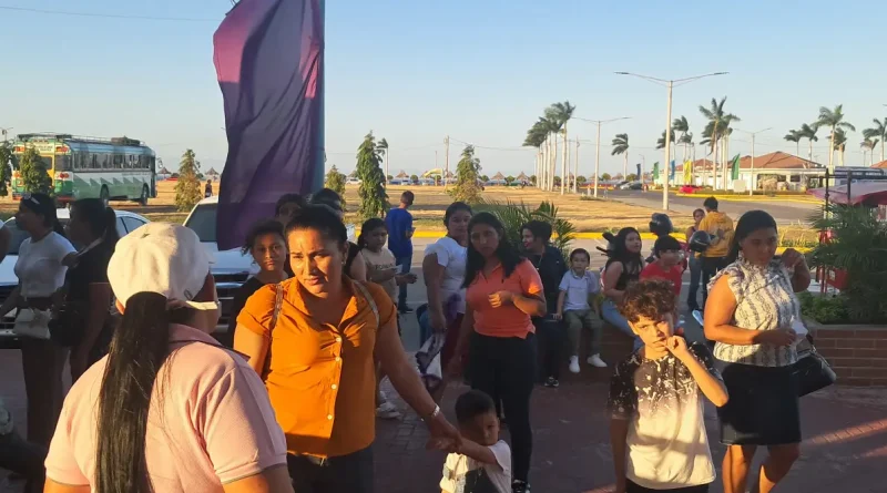 puerto salvador allende, managua, turismo, nicaragua, familia,