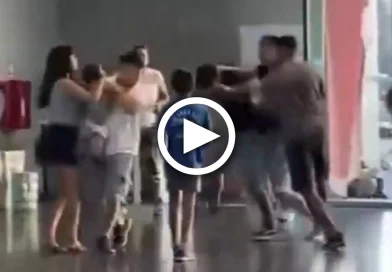 Video, cruza, novia, museo, terminan, golpes, discusión, subió, tono, termino, puńtazos, cruzo,