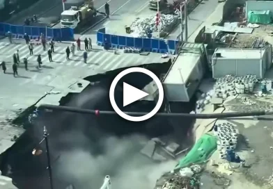 China, Socavón, hundimiento, línea de metro, construcción, Shanghai,