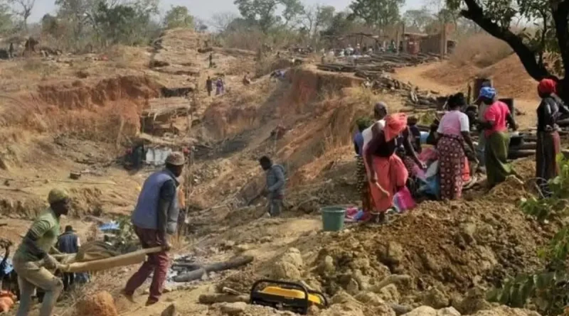 Nigeria, tragedia, accidente, mina, mineros, muertos, inhalación de gases tóxicos,