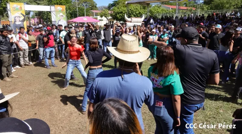 una, nicaragua, bienvenida, managua, universitarios,