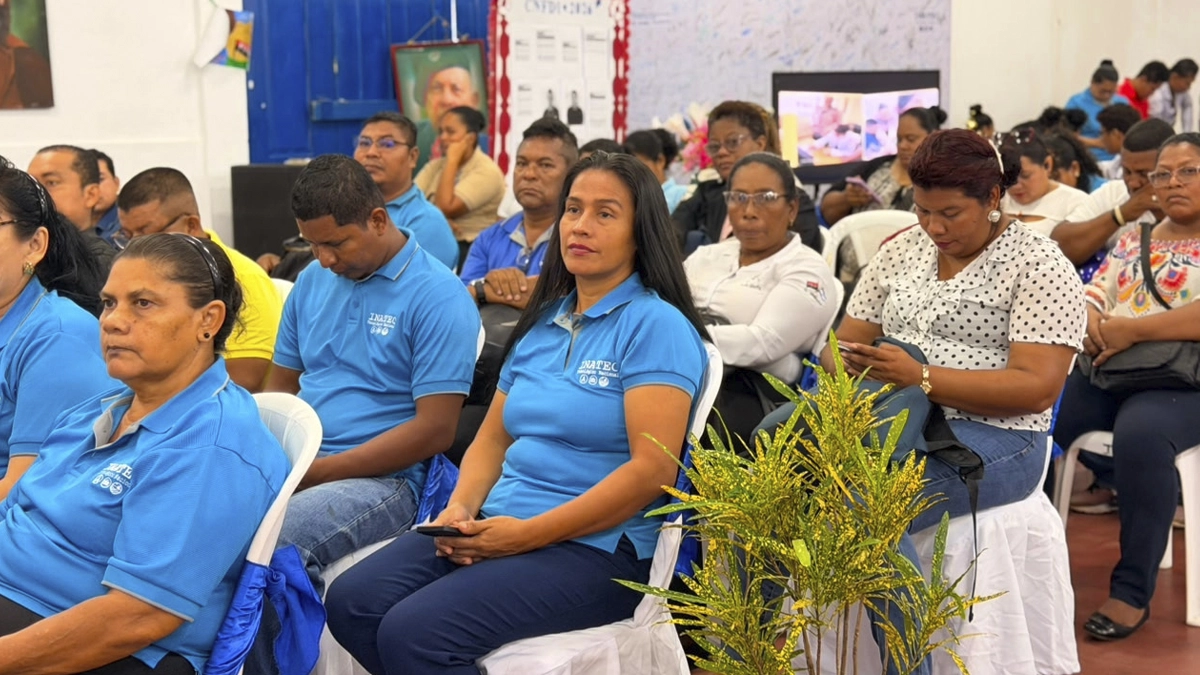 Sistema Educativo Nacional reconoce labor de maestras y maestros desde Bilwi, Caribe Norte